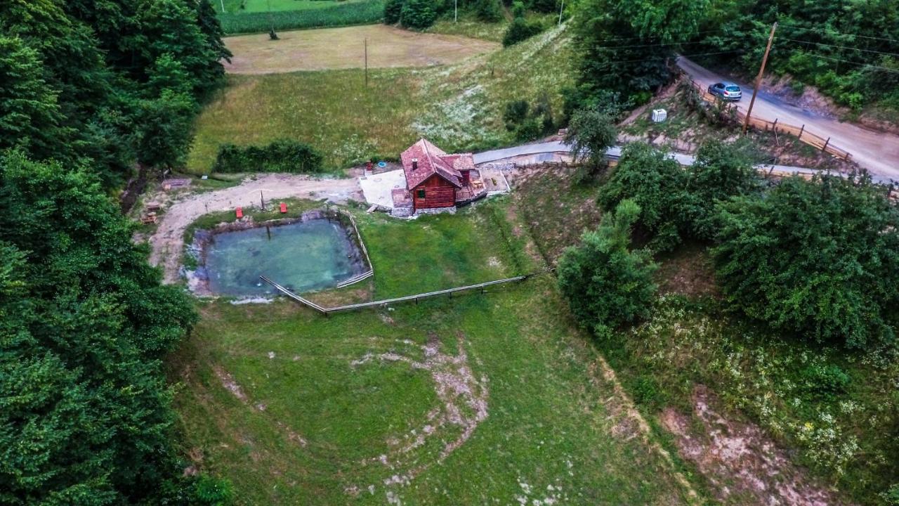 Vajat Tuk Villa Bajina Basta Exterior photo