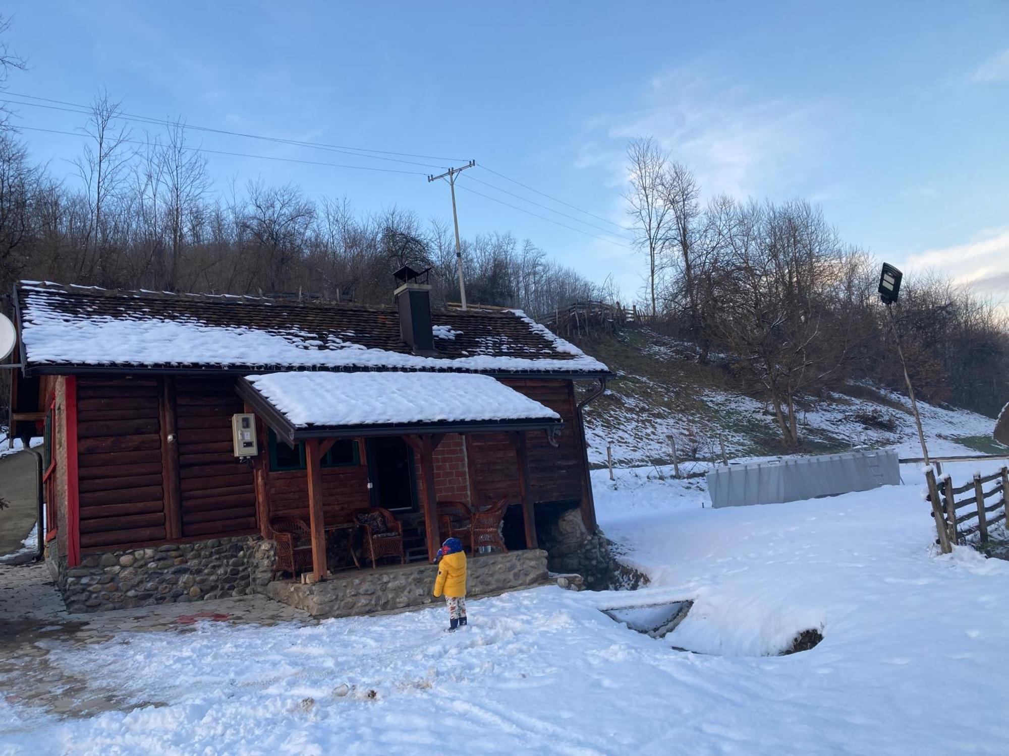 Vajat Tuk Villa Bajina Basta Exterior photo